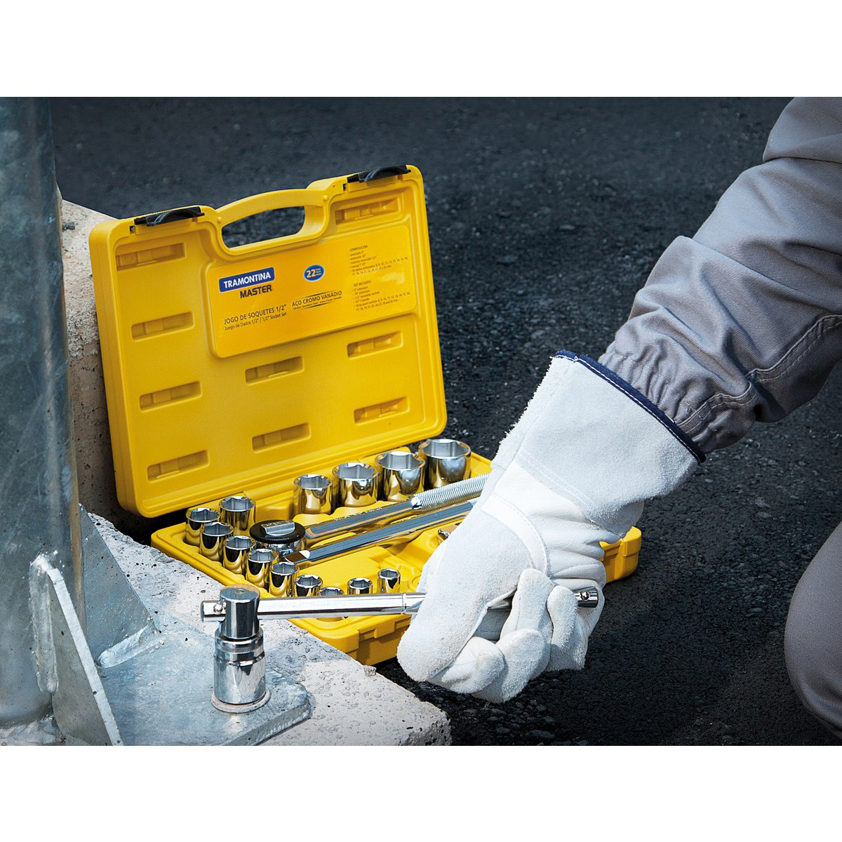Jogo soquetes estriados e acessórios 1/2 pol. 22 peças Tramontina