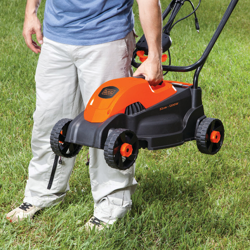 Cortador de Grama Elétrico com Recolhedor GR1000 1200W B+D