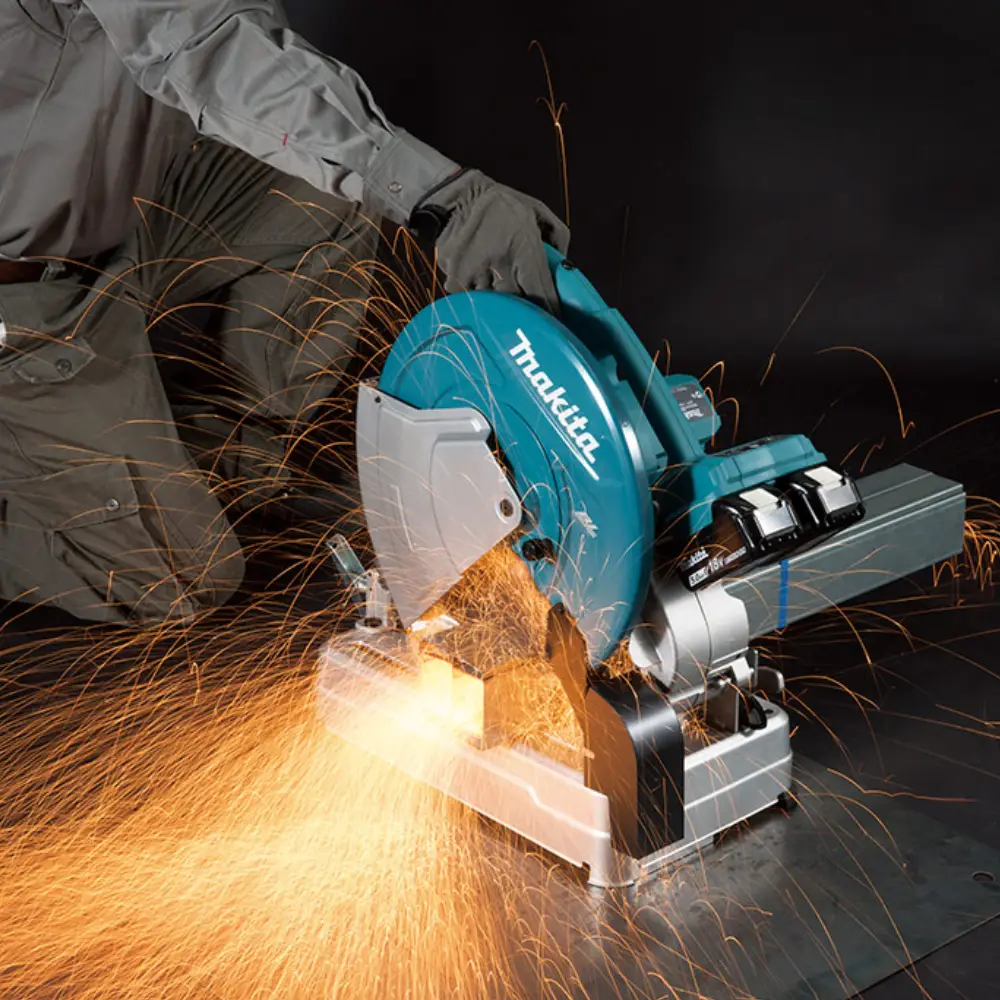 Serra Rápida Portátil a Bateria 18V DLW140Z Makita